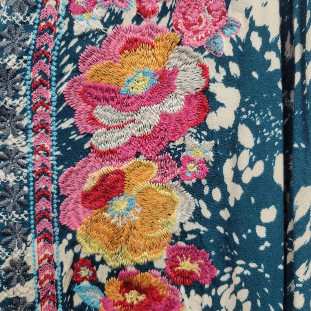 Boho Embroidered Floral Blouse M Bell Sleeve Festival Peasant Artsy Hippie Folk‎ - Picture 6 of 8